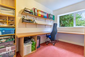 Photo 19- click for photo gallery